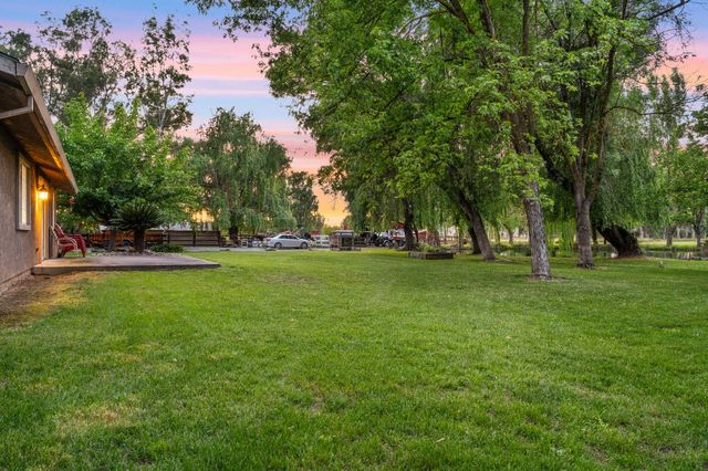 9475 Alta Mesa Rd, Wilton, CA 95693