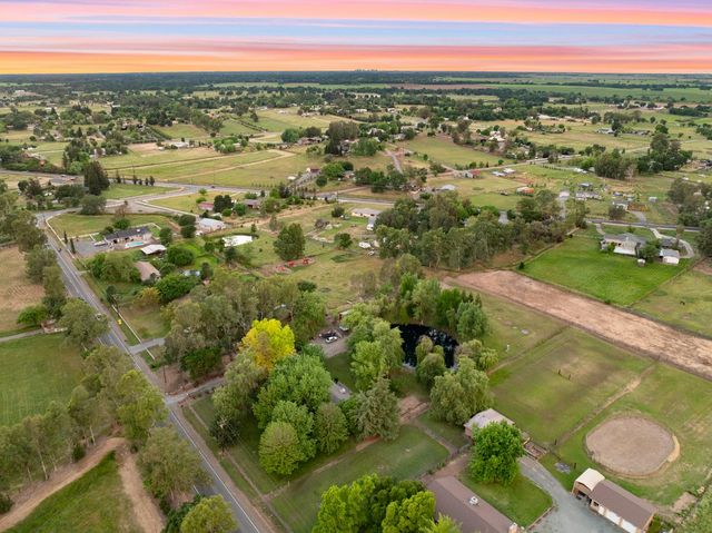 9475 Alta Mesa Rd, Wilton, CA 95693