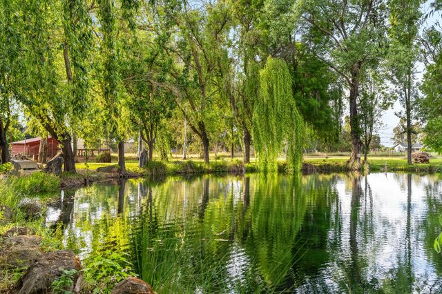 9475 Alta Mesa Rd, Wilton, CA 95693