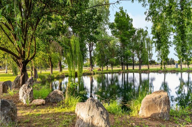 9475 Alta Mesa Rd, Wilton, CA 95693