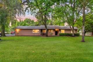 9475 Alta Mesa Rd, Wilton, CA 95693