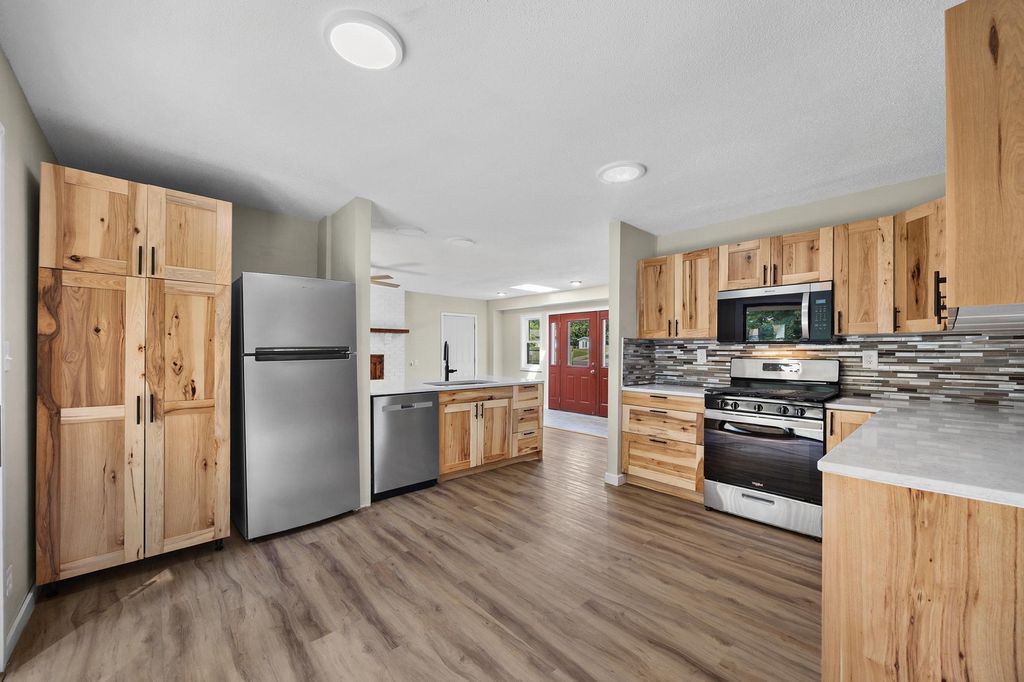 7101 Willow Road, Maple Grove, MN 55369 — photo 2