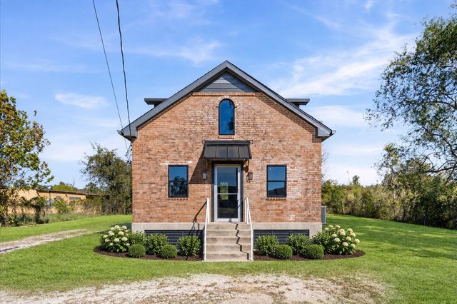 1420 Fm 1960, Dayton, TX 77535