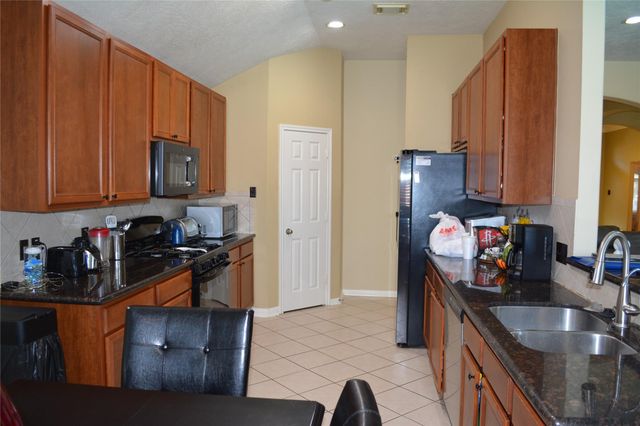 1926 Lingard Park Court, Houston, TX 77047