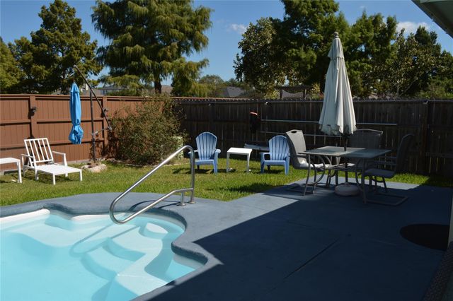 1926 Lingard Park Court, Houston, TX 77047