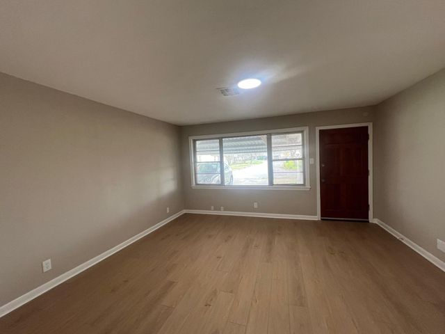 1317 Susan Street, Pasadena, TX 77506