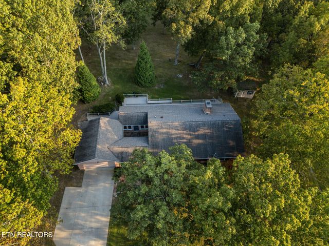 129 Lisa Lane, Crossville, TN 38558