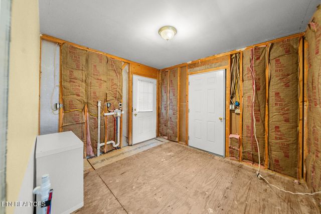 129 Lisa Lane, Crossville, TN 38558