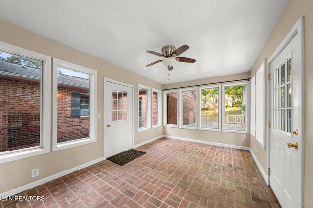 129 Lisa Lane, Crossville, TN 38558