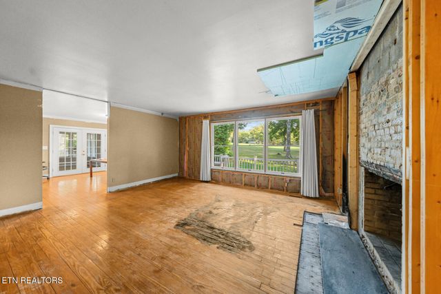 129 Lisa Lane, Crossville, TN 38558