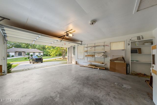 129 Lisa Lane, Crossville, TN 38558