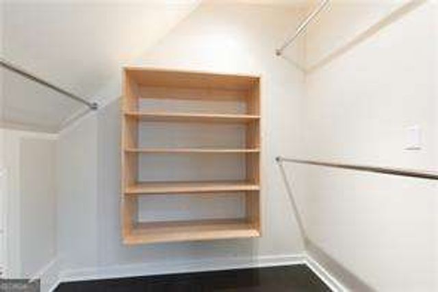 1022 Reeder Circle NE, Atlanta, GA 30306