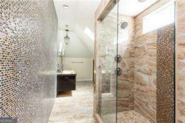 1022 Reeder Circle NE, Atlanta, GA 30306