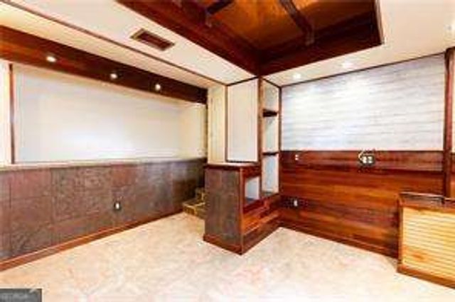 1022 Reeder Circle NE, Atlanta, GA 30306