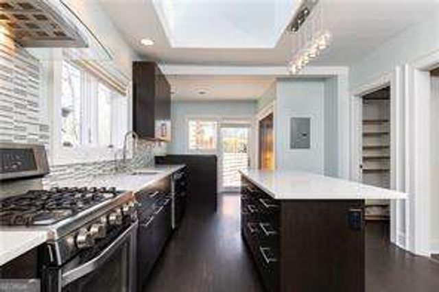 1022 Reeder Circle NE, Atlanta, GA 30306