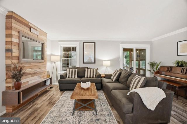 933 FOREST HILLS AVE, Annapolis, MD 21403