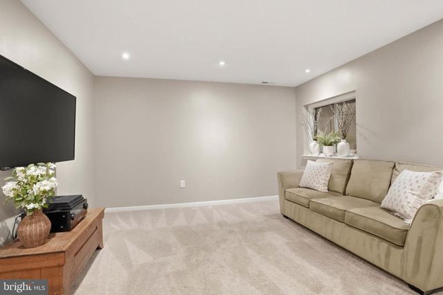 933 FOREST HILLS AVE, Annapolis, MD 21403