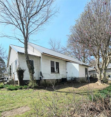 402 S Cherry Street, Harrison, AR 72601