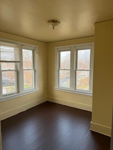 2340 W Grand Street, Detroit, MI 48238