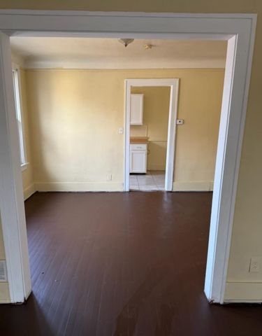 2340 W Grand Street, Detroit, MI 48238