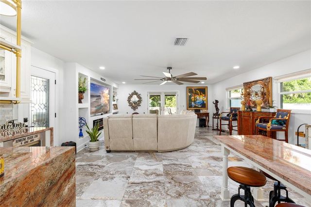 6907 W CREEK DRIVE, Tampa, FL 33615