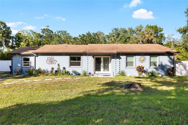 6907 W CREEK DRIVE, Tampa, FL 33615