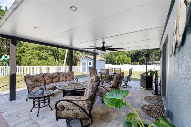 6907 W CREEK DRIVE, Tampa, FL 33615