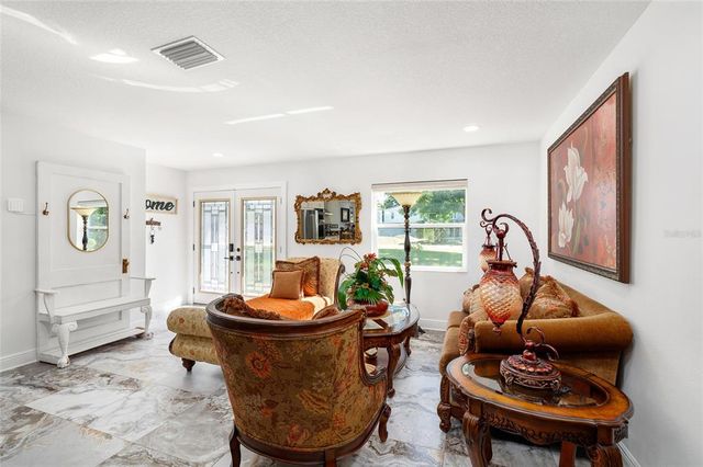 6907 W CREEK DRIVE, Tampa, FL 33615
