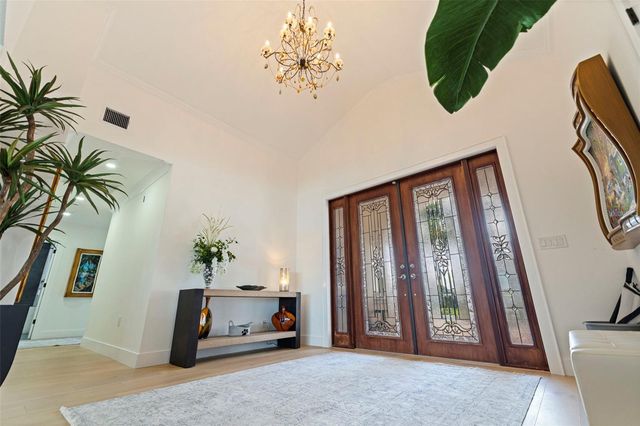 7827 9TH AVENUE S, St Petersburg, FL 33707