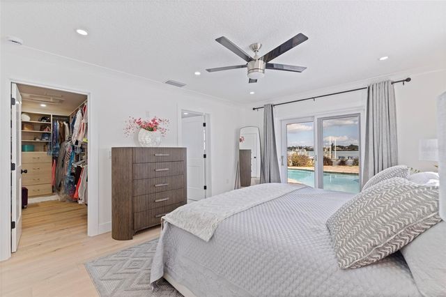 7827 9TH AVENUE S, St Petersburg, FL 33707