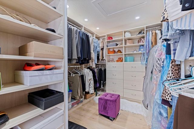 7827 9TH AVENUE S, St Petersburg, FL 33707