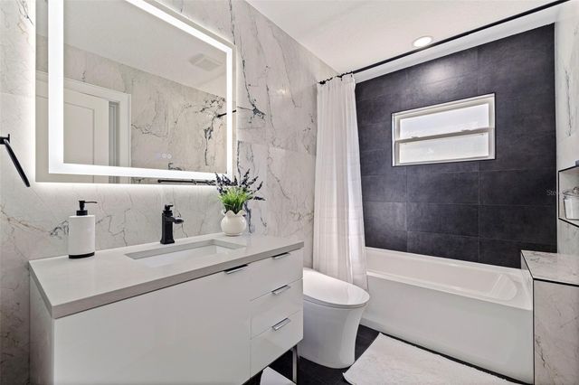 7827 9TH AVENUE S, St Petersburg, FL 33707