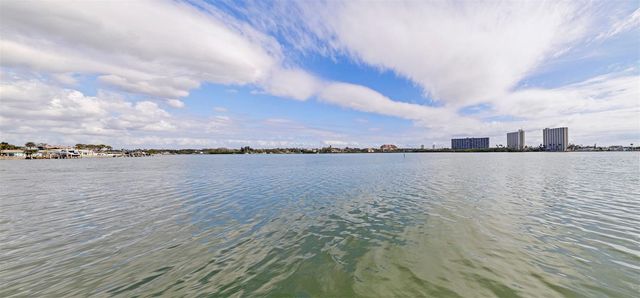 7827 9TH AVENUE S, St Petersburg, FL 33707