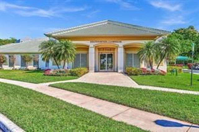 7623 Southampton Terrace 211, Tamarac, FL 33321
