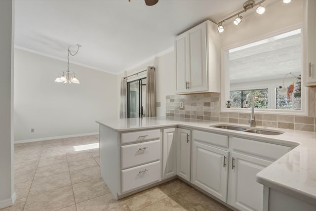 35 Ocean Ct, St Augustine, FL 32080