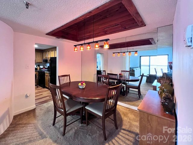 303 Sugar Top Drive 2323, Sugar Mountain, NC 28604