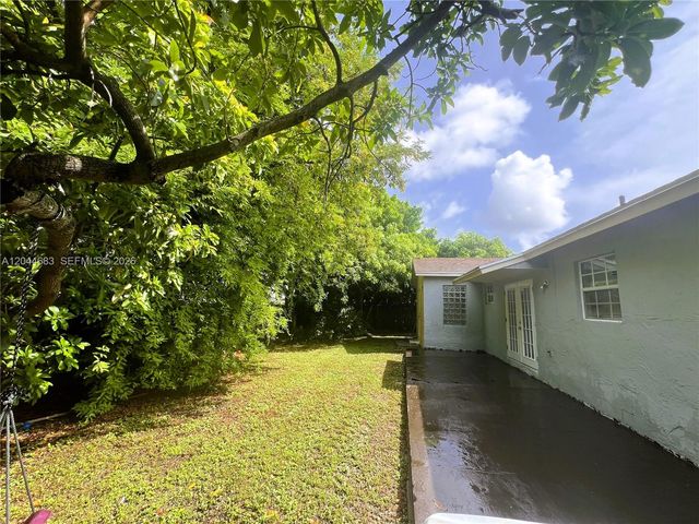 26080 SW 132nd Place, Homestead, FL 33032