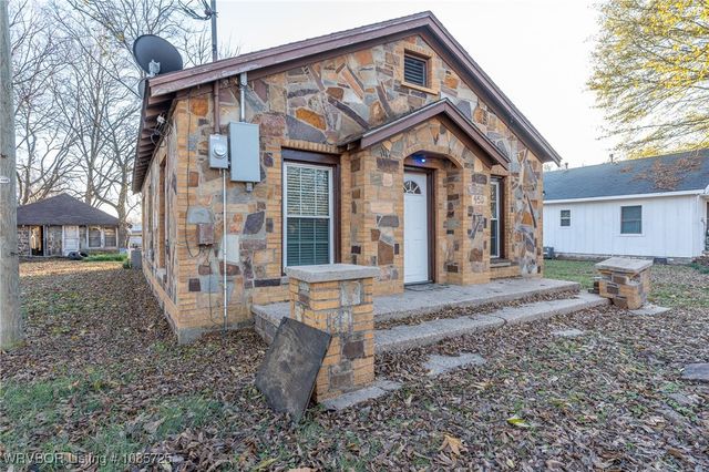 450 W 2nd Street, Booneville, AR 72927