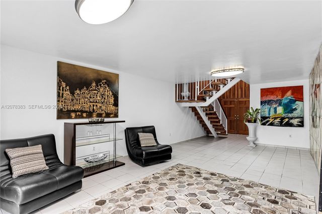 8909 SW 108th Cir Court, Miami, FL 33176