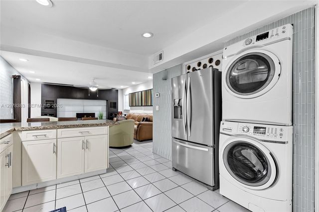 8909 SW 108th Cir Court, Miami, FL 33176