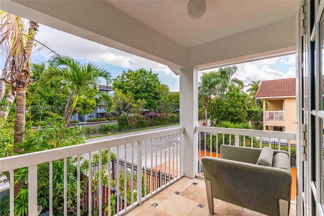 8909 SW 108th Cir Court, Miami, FL 33176