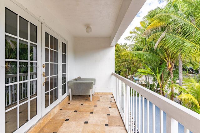 8909 SW 108th Cir Court, Miami, FL 33176