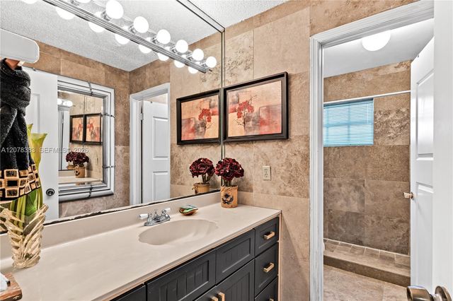 8909 SW 108th Cir Court, Miami, FL 33176