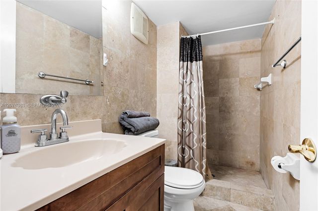 8909 SW 108th Cir Court, Miami, FL 33176