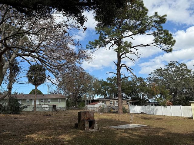 754 PINE LANE, Clermont, FL 34711