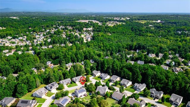 606 Summitbluff Drive, Greenville, SC 29617