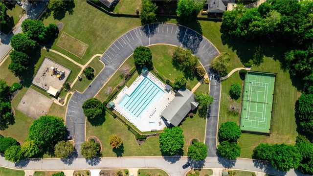 606 Summitbluff Drive, Greenville, SC 29617