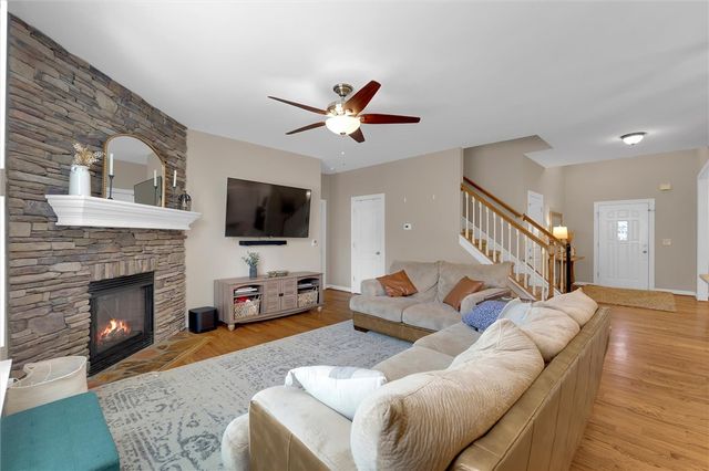 606 Summitbluff Drive, Greenville, SC 29617