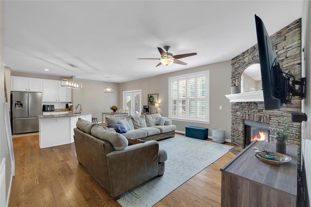 606 Summitbluff Drive, Greenville, SC 29617