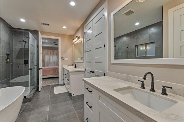 263 Bentwood Drive, Montgomery, TX 77356